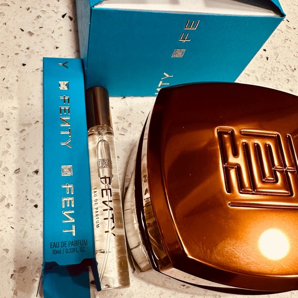 FENTY EAU DE PARFUM TRAVEL SPRAY & PARFUM BODY CRÈME Duo Bundle Set - Picture 4 of 9